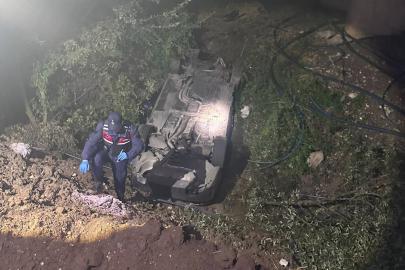 Batman’da uçuruma yuvarlanan otomobilde sıkışan sürücü kurtarıldı