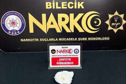 Bilecik’te araçta bonzai ham maddesi ele geçirildi