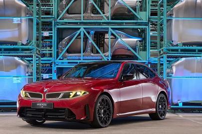 BMW'nin stratejisi: İşten çıkarmalar, yapay zeka ve Almanya'da üretime 2 milyar € yatırımı