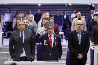Buca’da “Egemenlik Kayıtsız Şartsız Milletindir” paneli