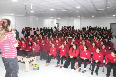 Büyükşehir’den “benim ilk bitkim” ile çevre bilinci eğitimi