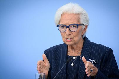 ECB faizi yüzde 2,5'te tutuyor: Lagarde erken ayrılıyor, enflasyon hedefin iki katına yakın
