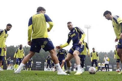 Fenerbahçe, Göztepe maçına hazırlanıyor
