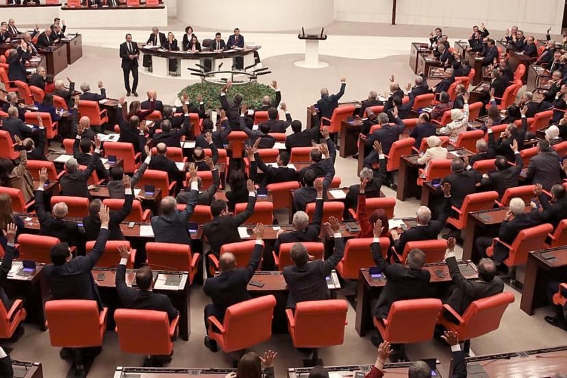 Fonlarda tasfiye süreci: AK Parti'den 10 maddelik kanun teklifi hazırlığı