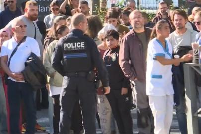 Fransa'da bir öğrenci okul müdürüne ve öğretmenine ateş etti