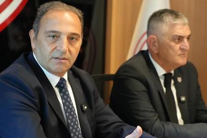 Fuat Çapa'dan transfer açıklaması: 'Samsunspor gerekirse devre arasında yeni bir takım kurar!'