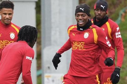 Galatasaray Fener'e tam kadro; Leao sahaya iniyor