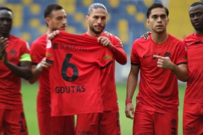 Gençlerbirliği'nde Mendes, Goutas'a jest yaptı!