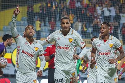Göztepe puanları deplasmanda topladı