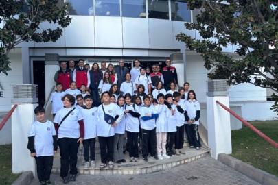 İzmir’de öğrenciler balıkçılık ve su ürünleri yetiştiriciliğini yerinde öğrendi