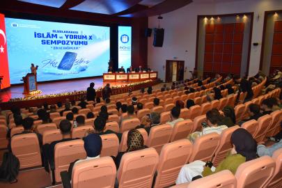Malatya'da "Din ve Bağımlılık" sempozyumu başladı
