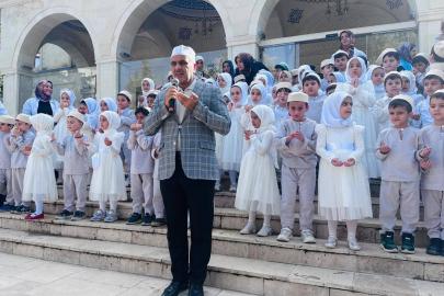 Malatya'da minik öğrenciler için Âmin Alayı ve Bed-i Besmele programı düzenlendi