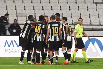 Manisa FK: 2 - Batman Petrolspor: 1