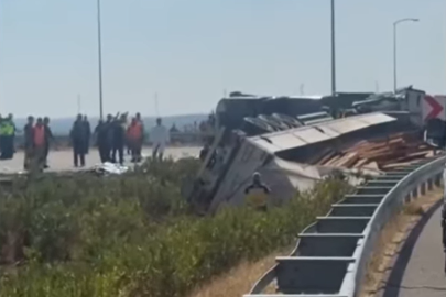 Manisa'da tur otobüsü ile çekici çarpıştı: 11 kişi hayatını kaybetti, 27 yaralı