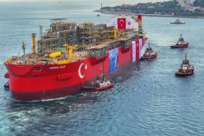 Osman Gazi görev yerine uğurlandı! Bakan Bayraktar açıkladı: Günlük gaz üretimi 20 milyon metreküpe yükselecek