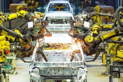 Otomobil devleri sıraya girdi! Türkiye'nin ihracatı tarihi zirveyi gördü
