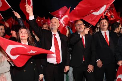 Pehlivan: “Cumhuriyetimizi sözle değil, yaptığımız işlerle yaşatıyoruz”