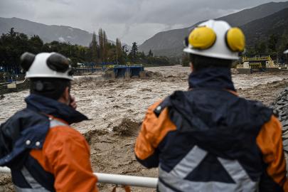 Şili’de sel felaketi: Mapocho Nehri taştı