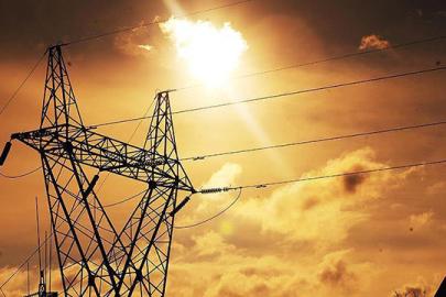 Türkiye'nin elektrik kurulu gücü 140 bin megavatı aşacak