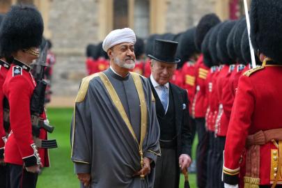 Umman Sultanı Bin Tarık, İngiltere’de