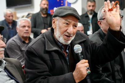 Yeşilyurt Belediyesi "Vatandaş Soruyor, Başkan Cevaplıyor" toplantılarına devam ediyor