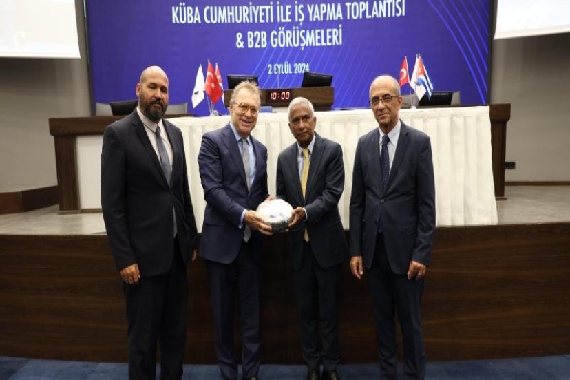 30 yıl sonra yenilenen kardeşlik Küba ve İzmir arasında iş birliği artacak