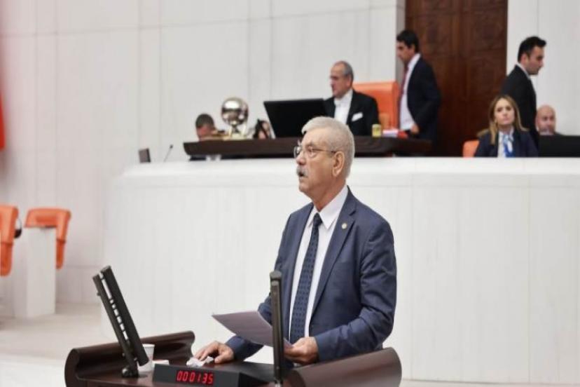 '50 bin sosyal hizmet uzmanı liyakatli bir atama bekliyor'