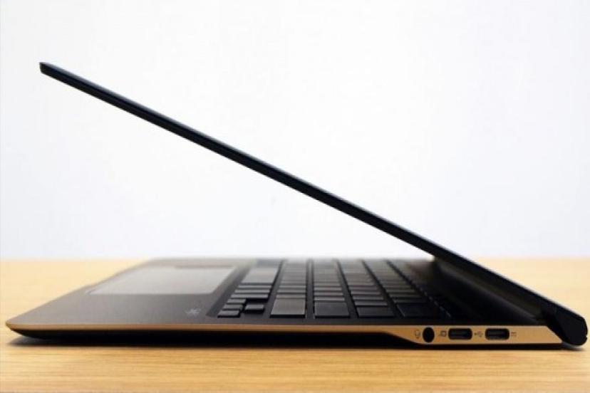 Acer Swift 7 en ince laptop ünvanını aldı