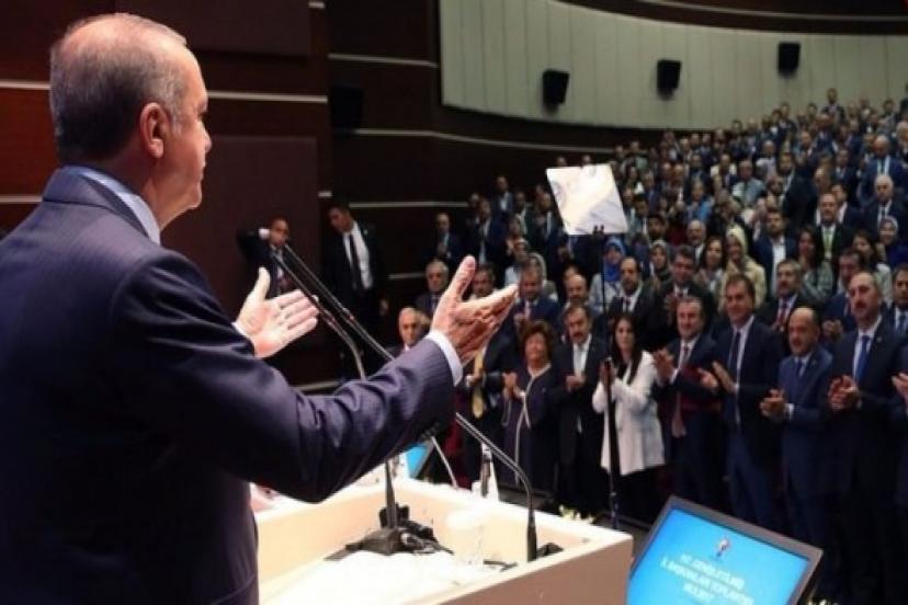 AK Parti de 12 İl Başkanının İstifası İstendi