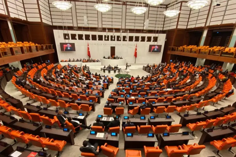 AK Parti İklim Kanunu Teklifi'ni TBMM'ye sundu