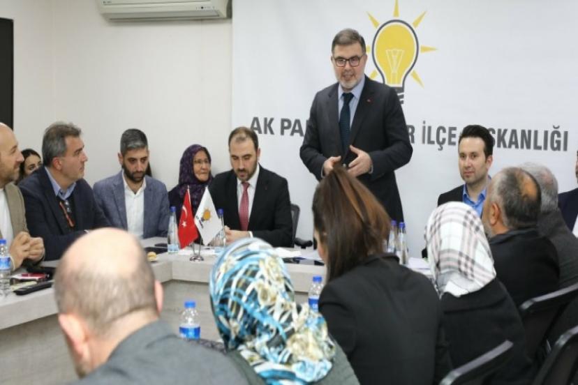 AK Parti İzmir İl Başkanı Bilal Saygılı; 'Her kesimden ilgi görüyoruz'