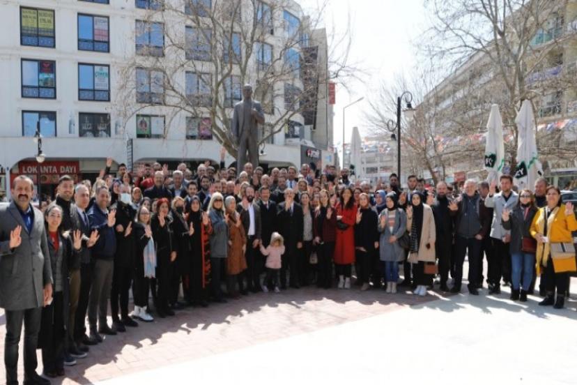 AK Parti İzmir İl Başkanı Kerem Ali Sürekli; 'Menderes AK Belediyeciliği özlüyor!”