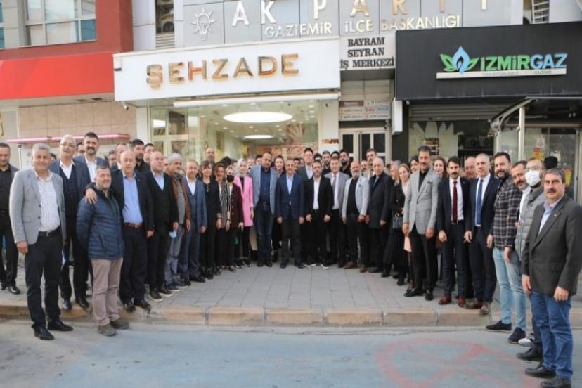 AK Parti İzmir İl Başkanı Kerem Ali Sürekli; 'Paylaşmanın bereketi başka'