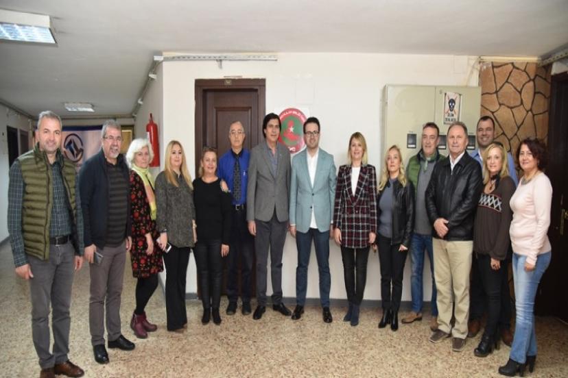  AK Parti Karşıyaka’da STK'lar İle Buluşuyor