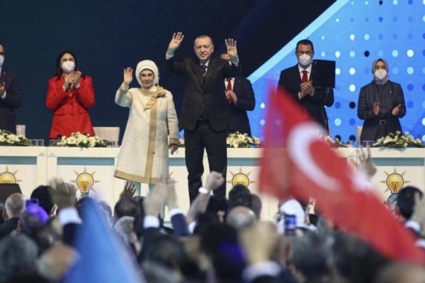 AK Parti'nin 75 kişilik MKYK listesi belli oldu! Listede dikkat çeken isimler