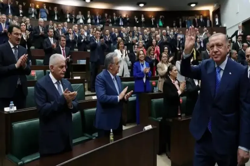 AK Parti, ücretli ve emekli kesimini rahatlatacak adımlarla kararsızları kazanmayı hedefliyor