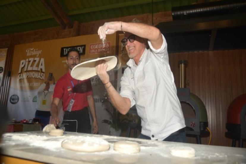 Akademili Pizza Şefleri Geliyor