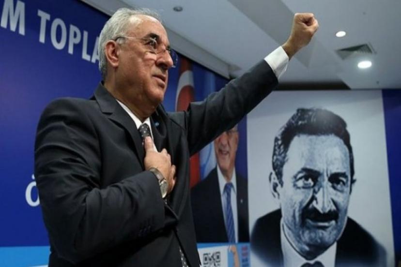 Aksakal: 'Kahrolsun Amerika' Dediysen, Ora da Yer Almaman Lazım!