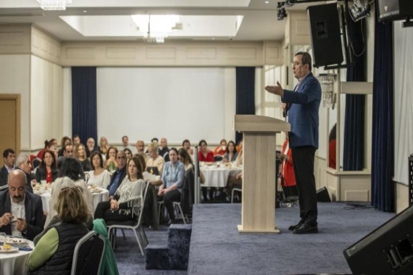 Alevi Derneklerinden Başkan Batur’a destek