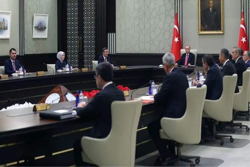 Anketten çıkan sonuçlar bir hayli çarpıcı! İşte Kabine'nin en çok beğenilen 5 ismi