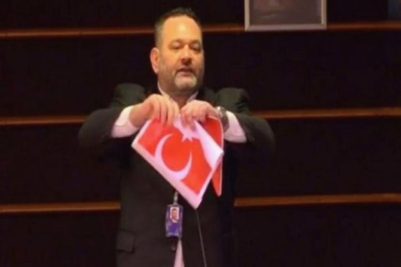 AP'de Türk Bayrağını Yırtan Yunan Vekile MSB'den Çok Sert Açıklama: Şımarık Çocuklar Gücümüzü Görecek!