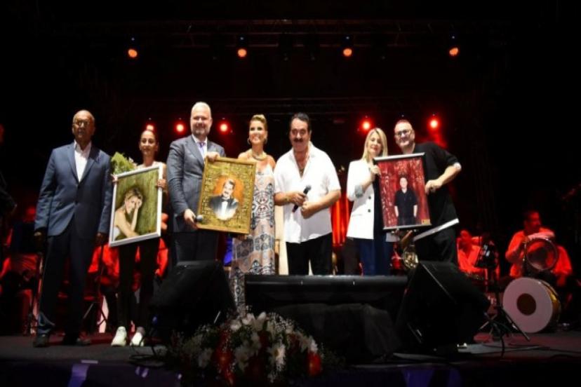 Asarlık'ta Yıldızlar Geçidi