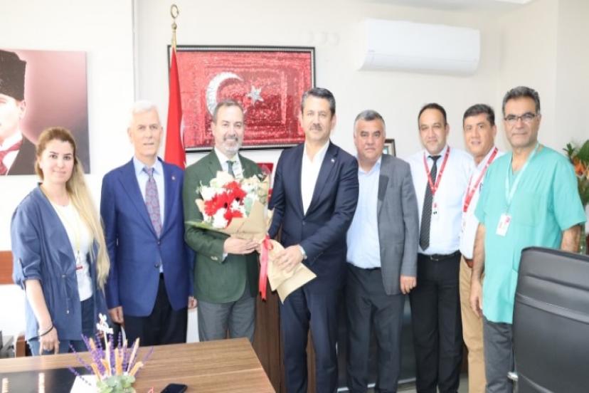 Atar’dan sağlık çalışanlarına Tıp Bayramı ziyareti