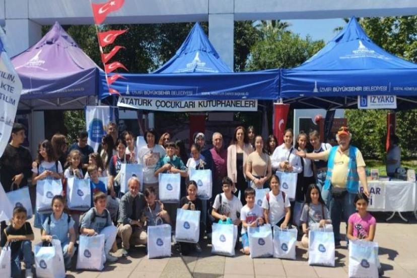 'Atatürk Çocuk ve Kitap Söyleşisi'