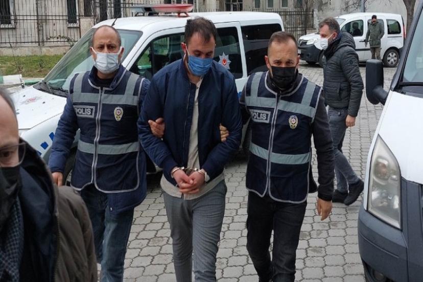 Atatürk heykelini yıkmaya çalışan provokatörlerin tam 38 suç kaydı ortaya çıktı!