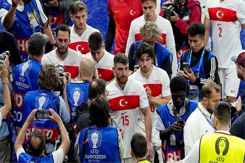 Avrupa Bizim Çocuklar'ı konuşuyor! Manşetlerden biri Almanları kızdıracak