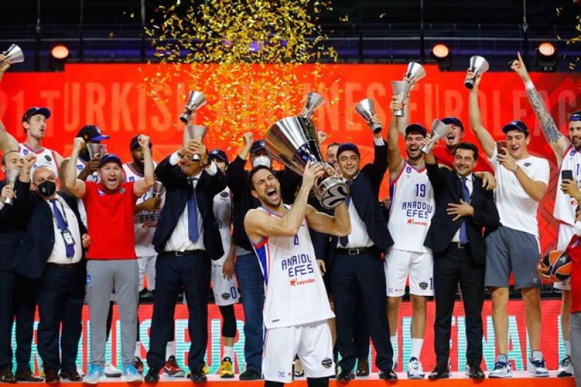 Avrupa'nın Şampiyonu Anadolu Efes!