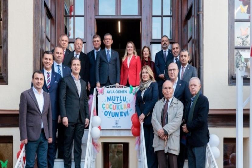 Ayla Ökmen Oyun Evi açıldı: Kurdeleyi CHP Lideri Özel kesti