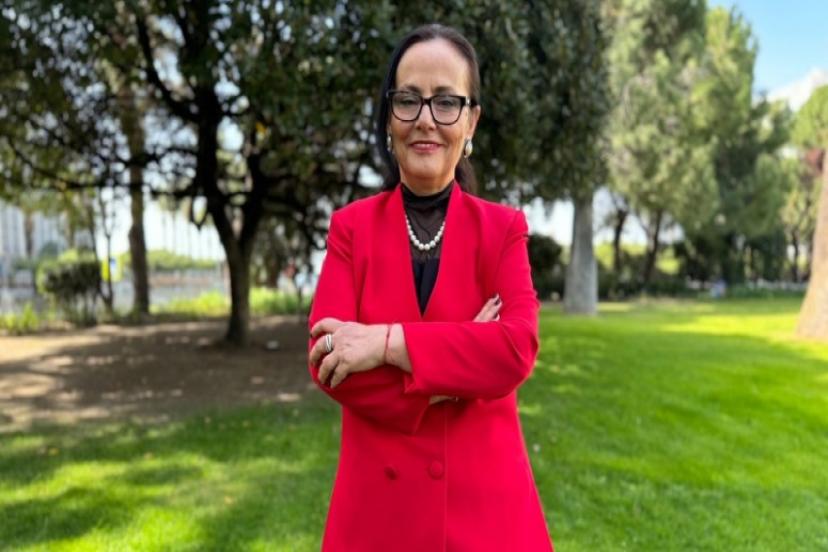 Aylin Suphandağlı, İzmir Gazeteciler Cemiyeti Başkanlığına Aday Oldu!