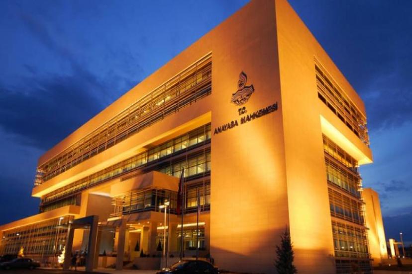 AYM'den HDP Kararı, Bahçeli'den Karara Sert Tepki